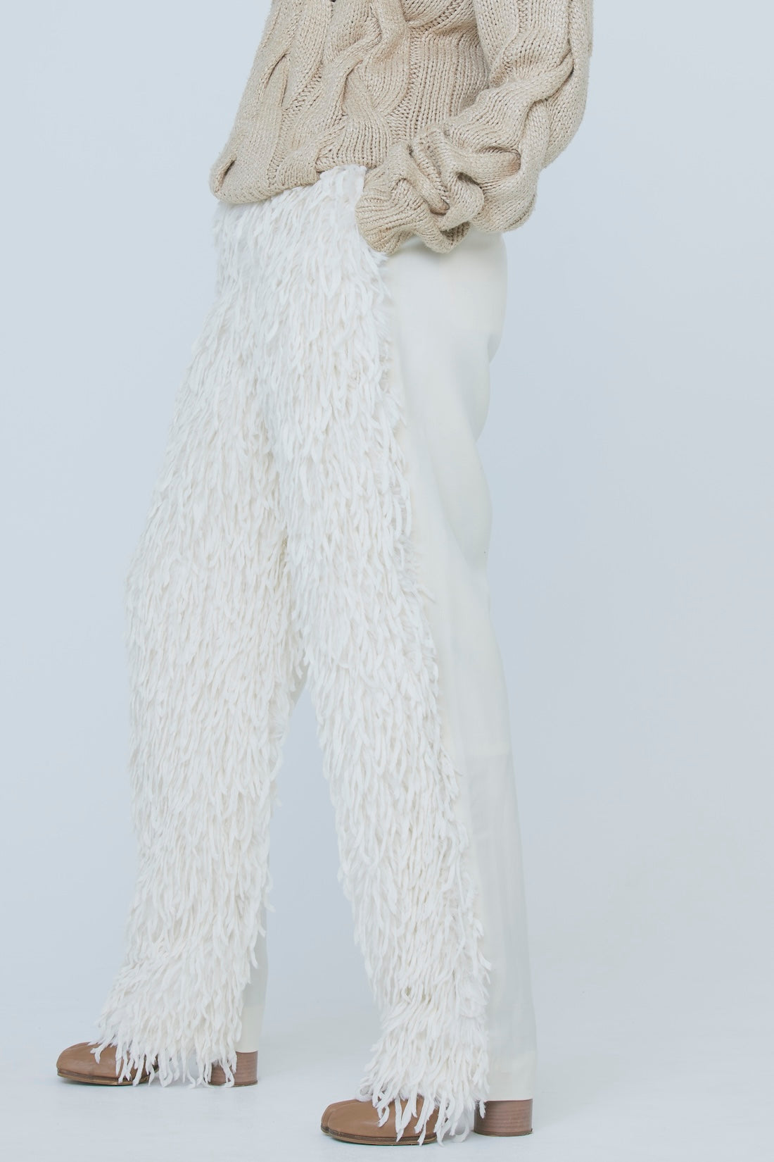 FEATHER PANTS