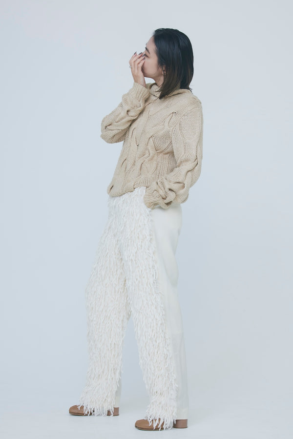 FEATHER PANTS
